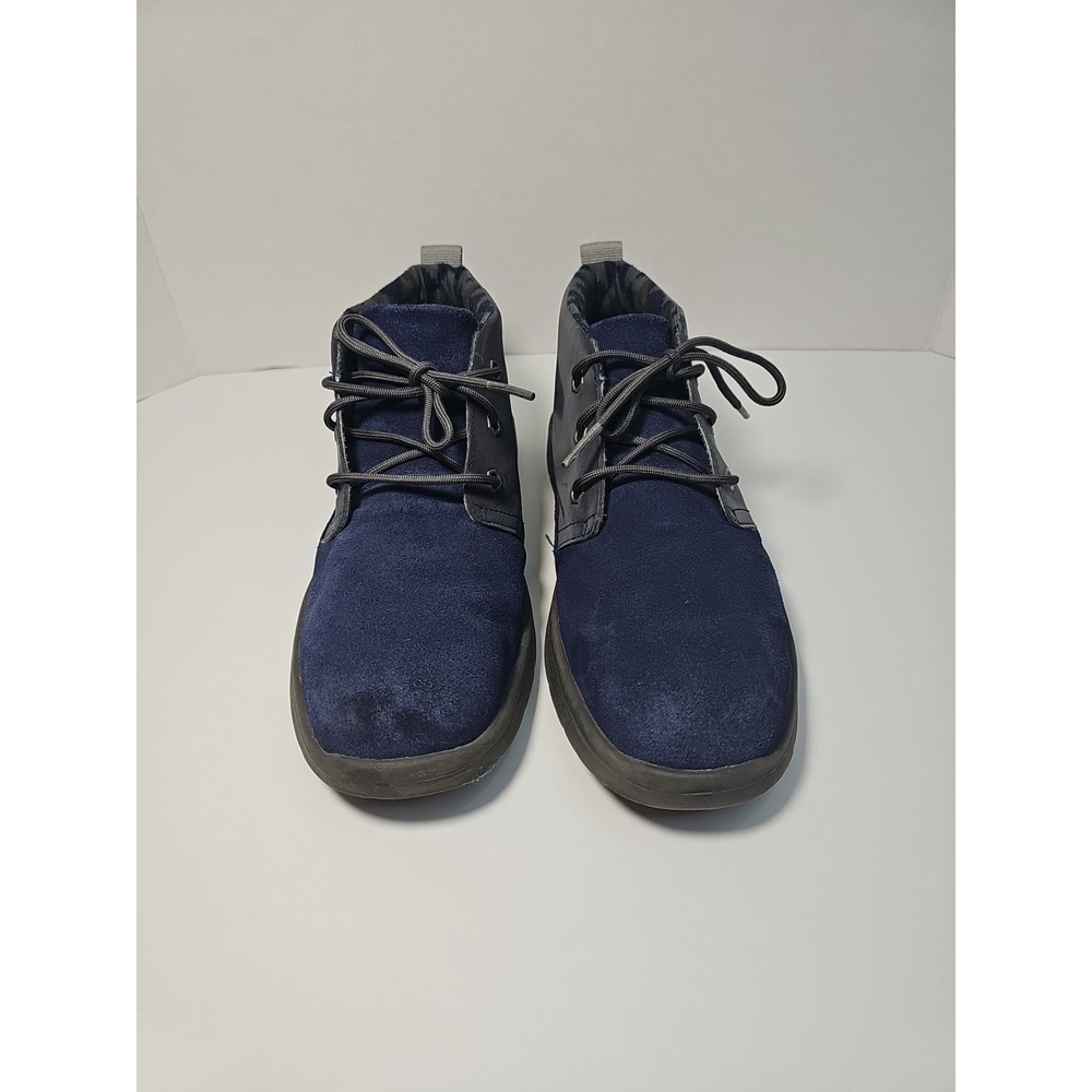 UGG K Canoe Reflective Kids Shoes size 5Y